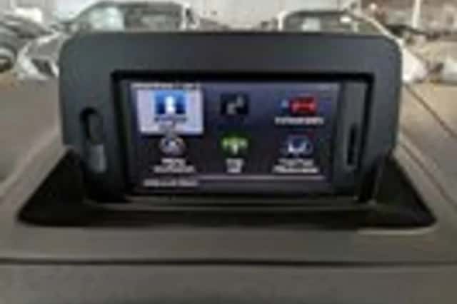 Renault Clio (2010) thumbnail 16