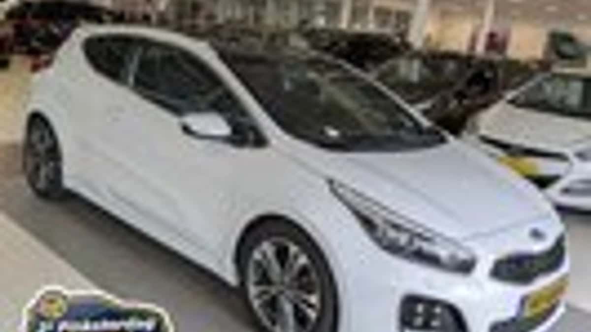 Kia Pro_cee'd (2016) — foto 1