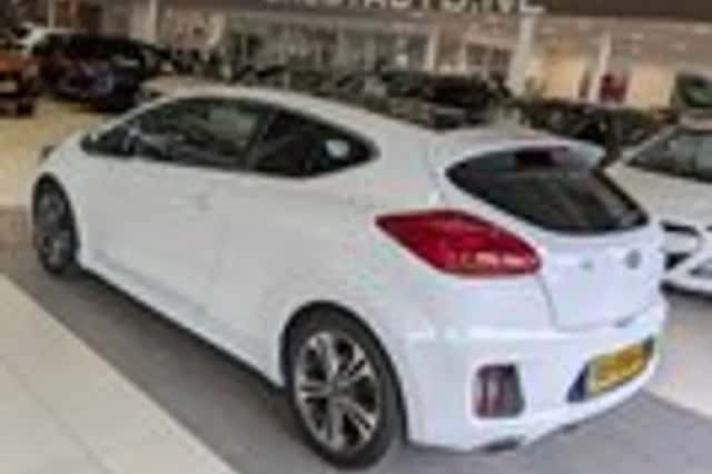 Kia Pro_cee'd (2016) thumbnail 3