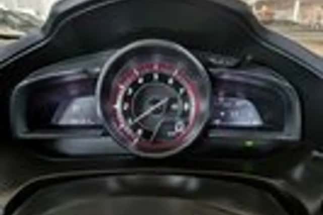 Mazda 3 (2015) thumbnail 11