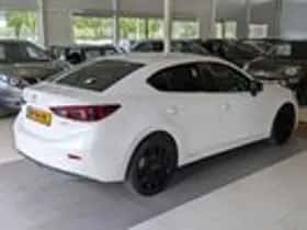 Mazda 3 (2015) thumbnail 4