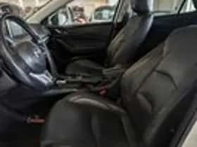 Mazda 3 (2015) thumbnail 6