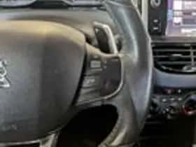 Peugeot 2008 (2016) thumbnail 13