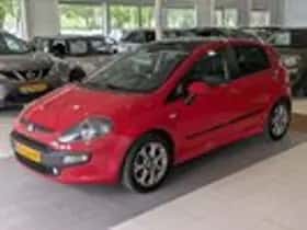 Fiat Punto (2010) thumbnail 2
