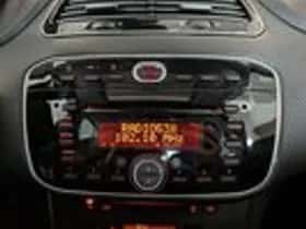 Fiat Punto (2010) thumbnail 18