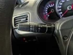 Kia Picanto (2013) thumbnail 12