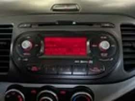 Kia Picanto (2013) thumbnail 14