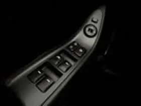 Kia Picanto (2013) thumbnail 16