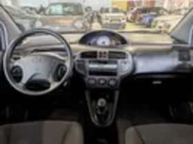 Hyundai Matrix (2002) thumbnail 8