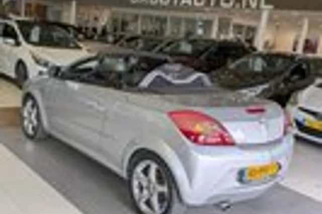Opel Tigra (2006) thumbnail 3
