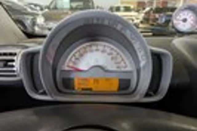 Smart Fortwo (2009) thumbnail 8