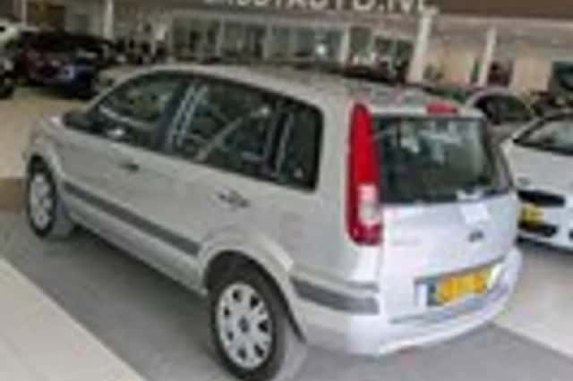 Ford Fusion (2007) thumbnail 3