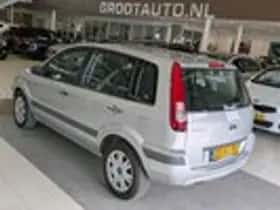 Ford Fusion (2007) thumbnail 3