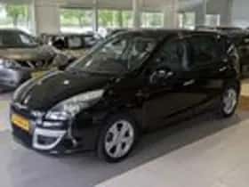 Renault Scénic (2012) thumbnail 2