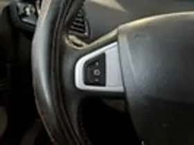 Renault Scénic (2012) thumbnail 13