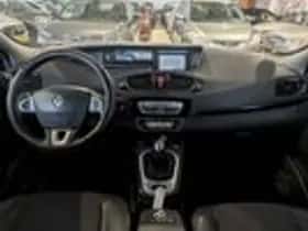 Renault Scénic (2012) thumbnail 10