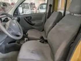Opel Combo (2002) thumbnail 6