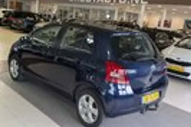 Toyota Yaris (2006) thumbnail 3