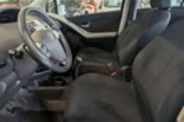 Toyota Yaris (2006) thumbnail 6
