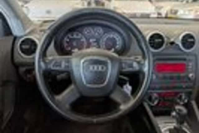 Audi A3 (2009) thumbnail 9