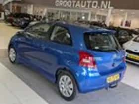 Toyota Yaris (2007) thumbnail 3