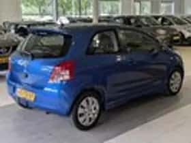 Toyota Yaris (2007) thumbnail 4
