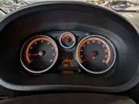Opel Corsa (2013) thumbnail 11