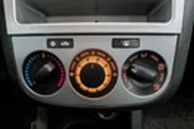 Opel Corsa (2013) thumbnail 15