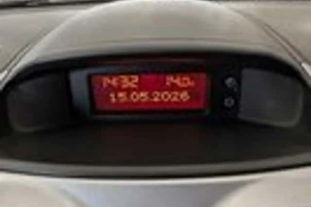 Opel Corsa (2013) thumbnail 17