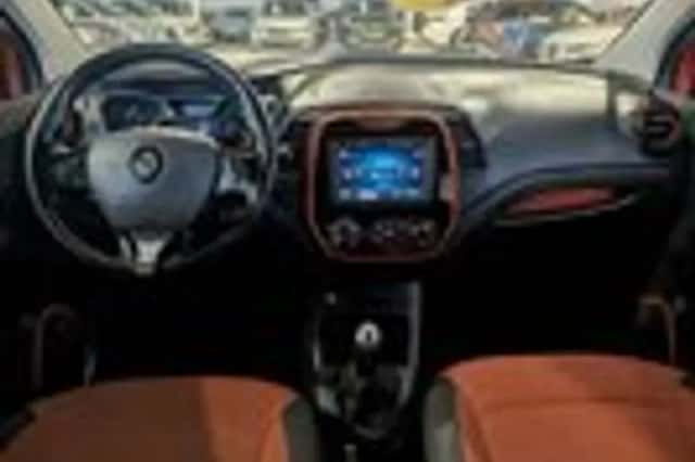 Renault Captur (2013) thumbnail 9