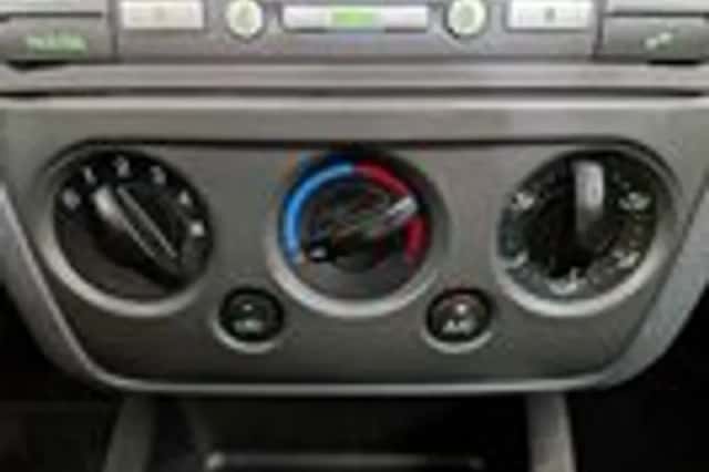 Ford Fusion (2006) thumbnail 12
