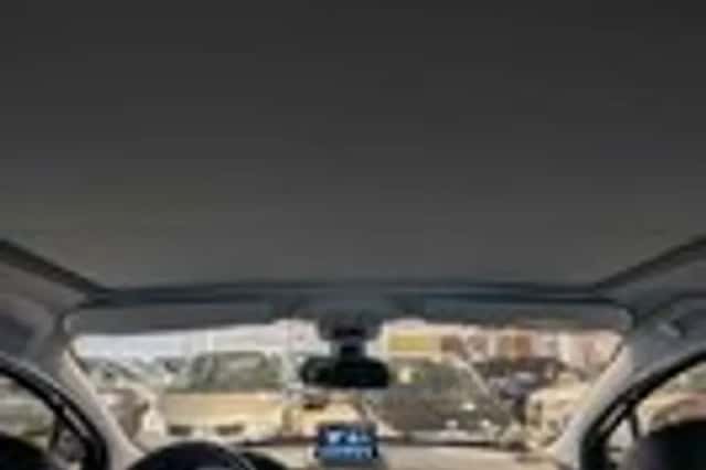 Peugeot 3008 (2015) thumbnail 12