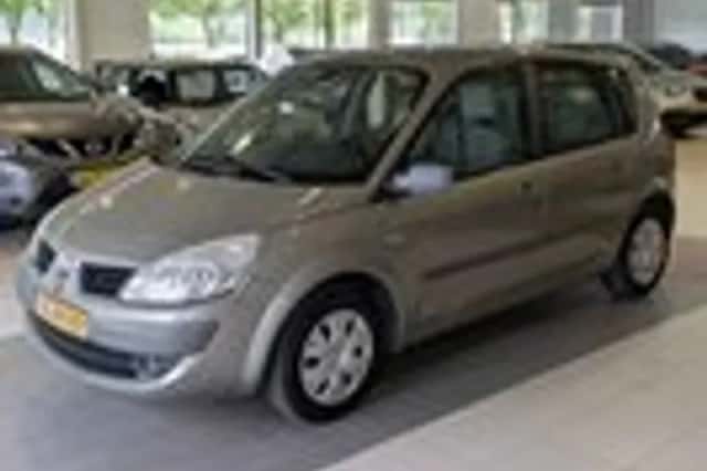 Renault Scénic (2007) thumbnail 2