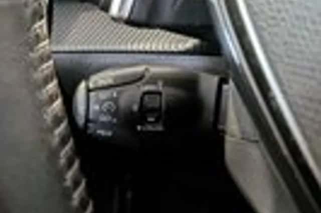 Peugeot 2008 (2020) thumbnail 16