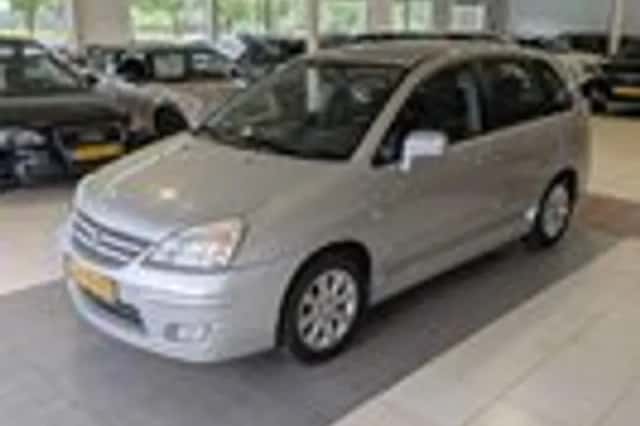 Suzuki Liana (2006) thumbnail 2