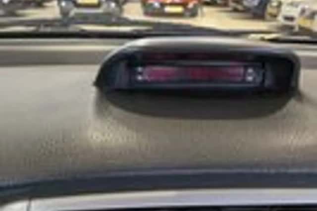 Suzuki Liana (2006) thumbnail 14
