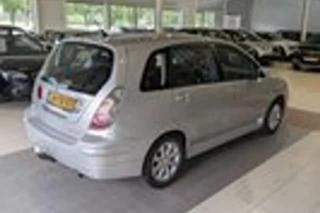 Suzuki Liana (2006) thumbnail 4