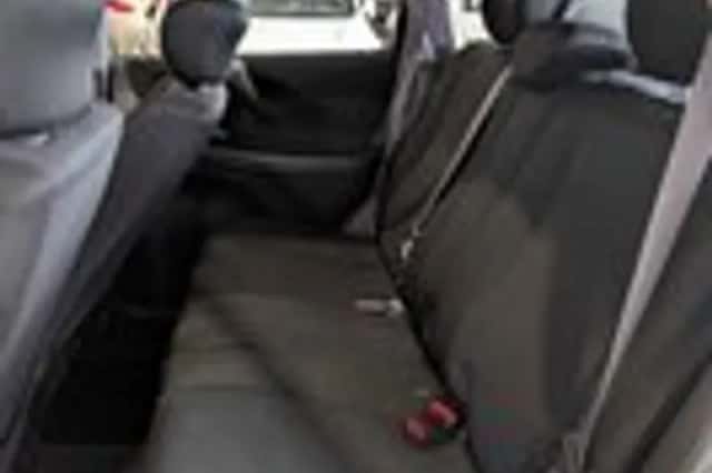 Suzuki Liana (2006) thumbnail 7