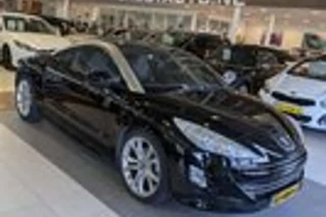 Peugeot RCZ (2010)