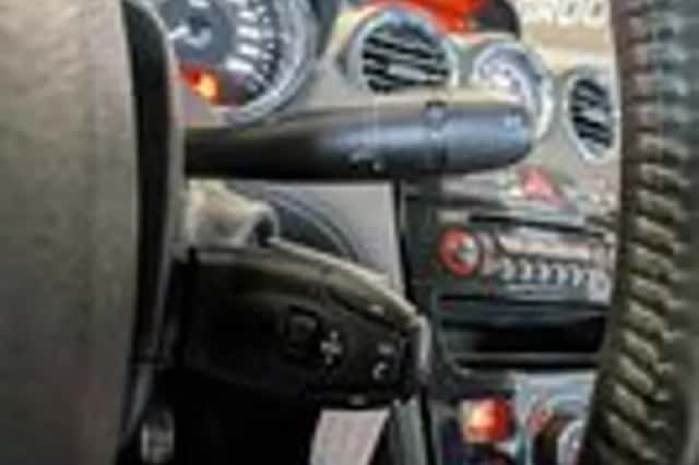 Peugeot RCZ (2010) thumbnail 12