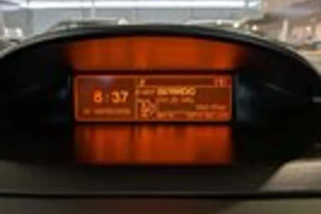 Peugeot RCZ (2010) thumbnail 15