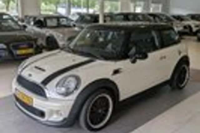 MINI Mini (2007) thumbnail 2
