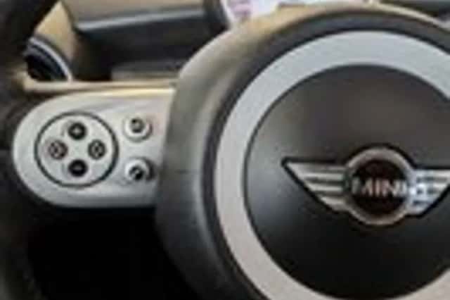MINI Mini (2007) thumbnail 12