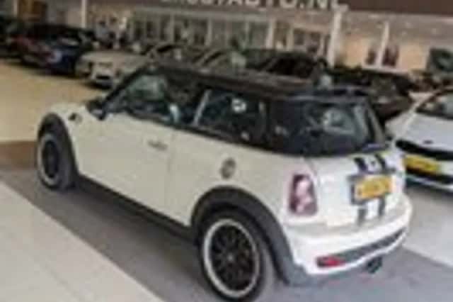 MINI Mini (2007) thumbnail 3