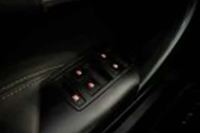 Opel Insignia (2011) thumbnail 25