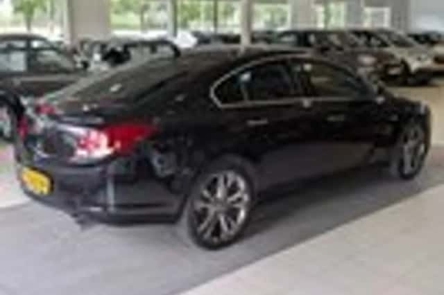 Opel Insignia (2011) thumbnail 4