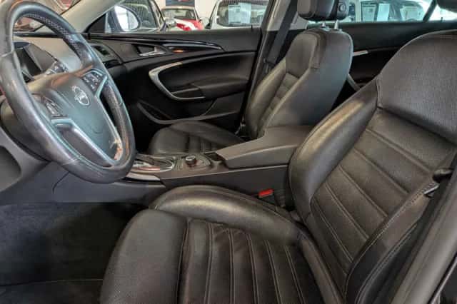 Opel Insignia (2011) thumbnail 6