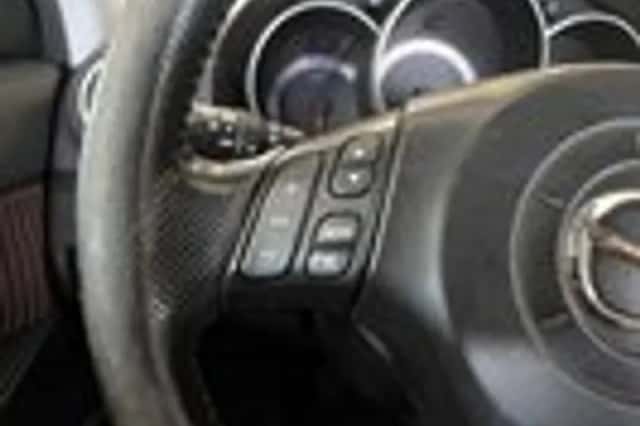 Mazda 3 (2005) thumbnail 12