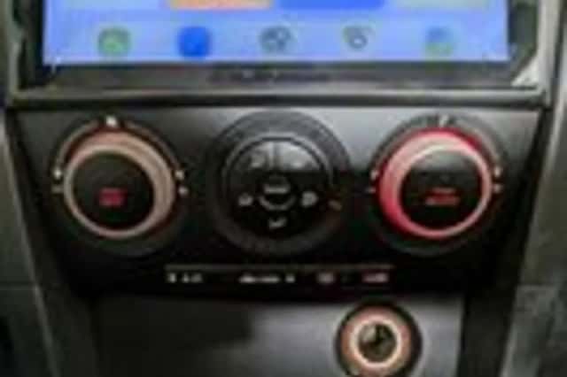 Mazda 3 (2005) thumbnail 13