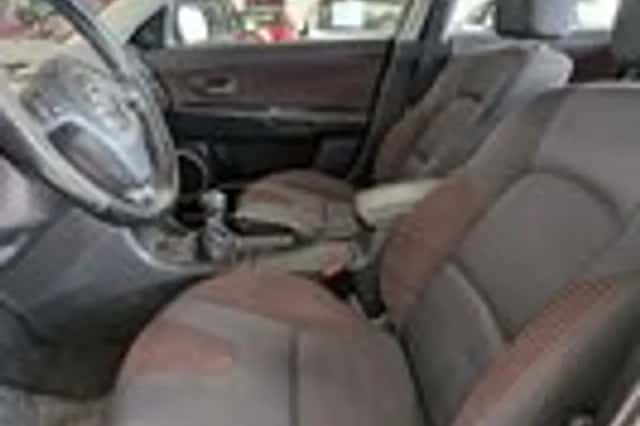 Mazda 3 (2005) thumbnail 6